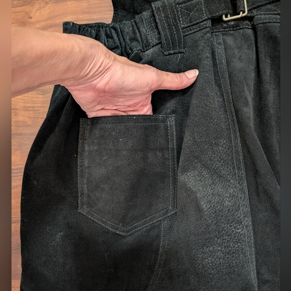 Express Compagnie Internationale Vtg 90s Black Suede Overall Shorts size L - Picture 15 of 16